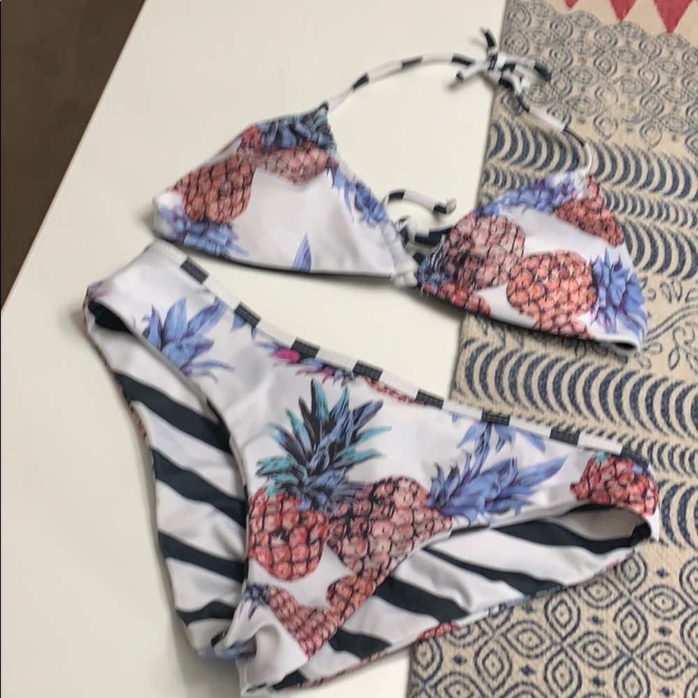Bikini set. Large (fits like medium)